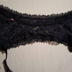 Obsessive suspender belt