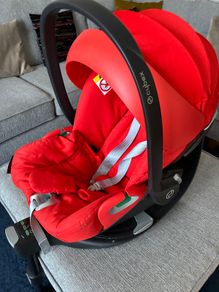 Cybex cloud Z2 car seat and base