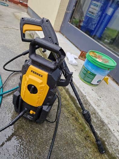 Pressure Washer
