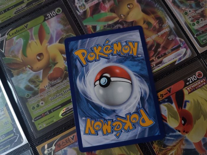 Volcanion V ! Ultra Rare ! from Chilling Reign ! 2021 ! Pokemon Card !