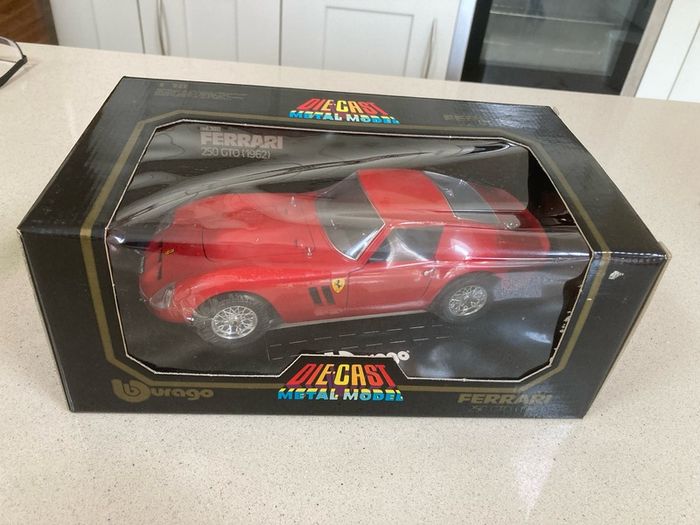 Ferrari 250 GTO Year 1983 USA market Burago 1/18 Extremely rare