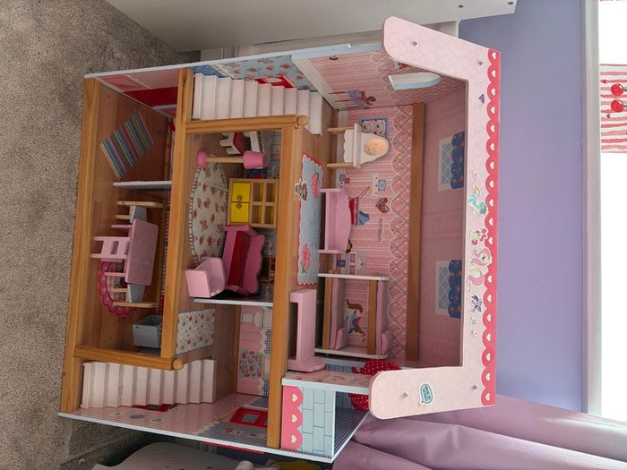 Dollhouse