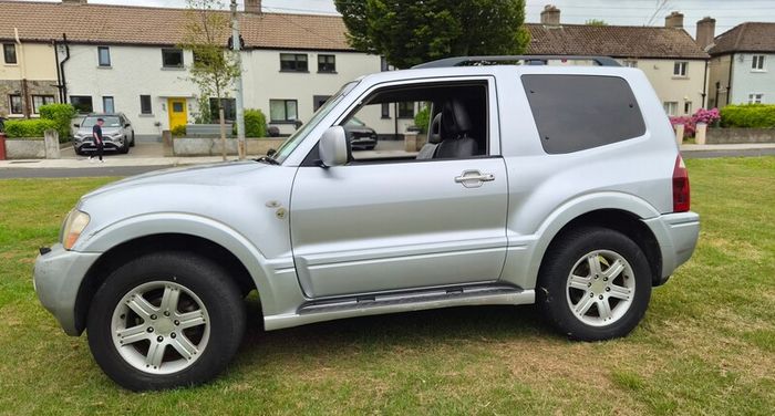 2006 Mitsubishi Pajero
