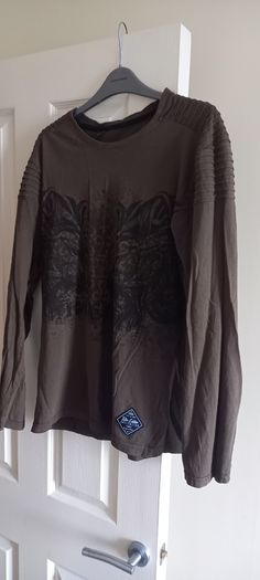 Mens long sleeve t-shirt