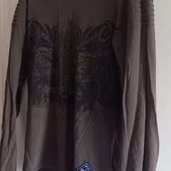 Mens long sleeve t-shirt
