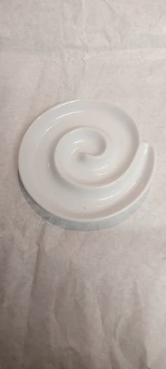 Nice quirky bowl/ plate,buyer collects or pays postage, good condition,,sold as is,
