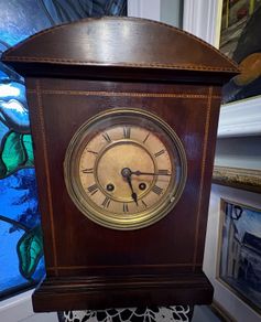 Vintage Mahogany Mantle Clock
