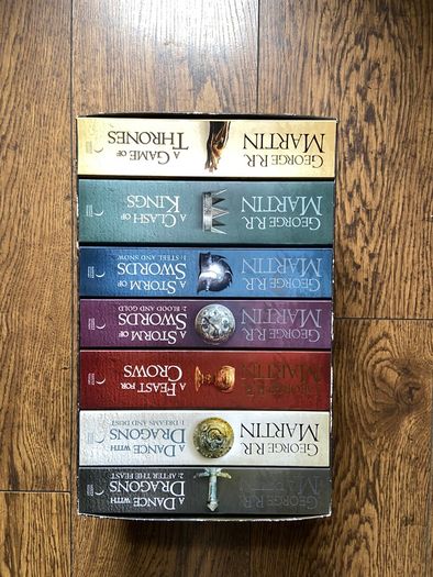 A Song of Ice & Fire The Story Continues: 7 Book Box Set by George R.R. Martin
