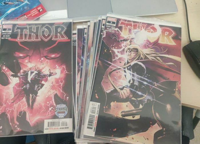Thor comic lot 30 comics