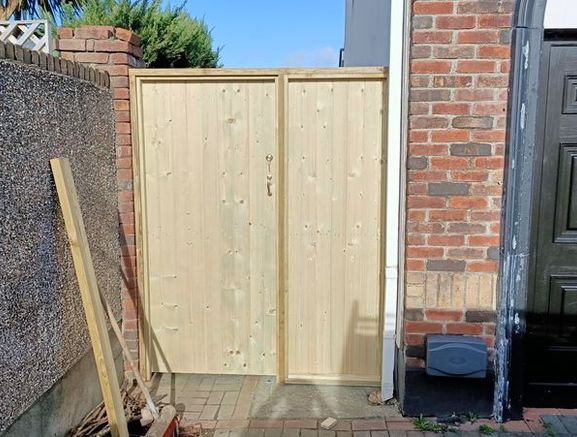 quality side gate's