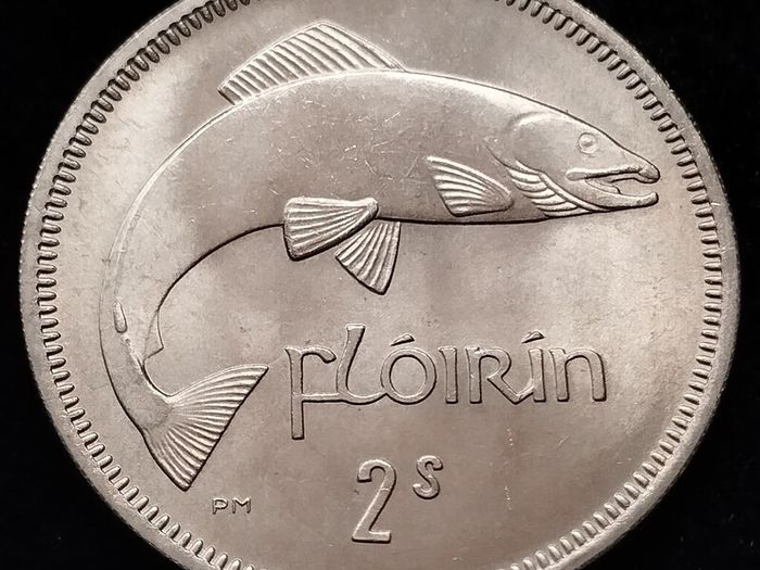 #642 - Ireland - 1964 - Florin - UNC - KM.15a