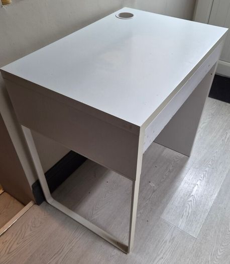 Ikea Micke desk