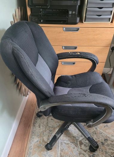 swivel office chair