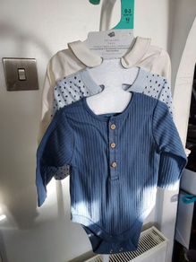 primark 3 pkt of long sleeve baby vests age 0 ro 3 months