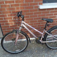ladies /girls bike