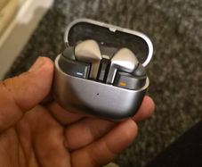 samsung earbuds 3 pro