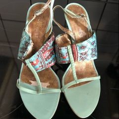 Ladies Nine West shoes size 5