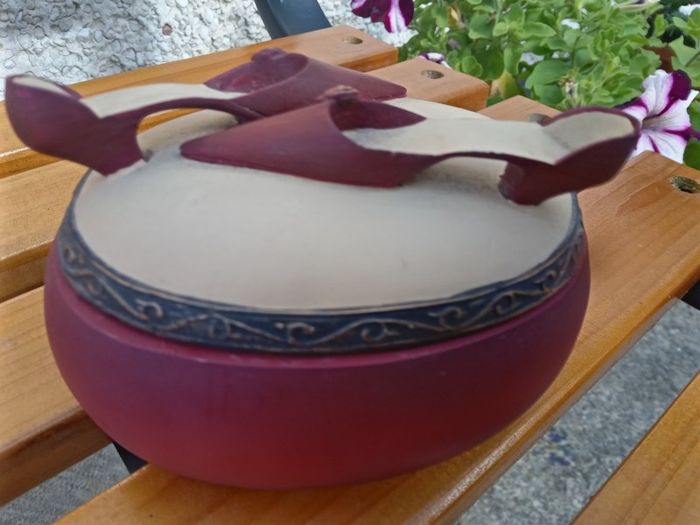Lovely Oval Ceramic Treasure Box