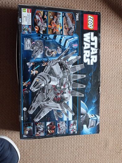 Lego Star Wars 7965 (Millennium Falcon) UNOPENED SEALED
