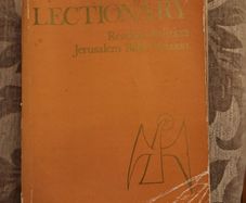 Lectionary. Readers Edition.  Jerusalem Bible Version.large Volume 1970 Paperback In Fair Condition. See Photos For Same.