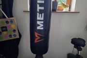 6 Foot Large Free Standing Punchbag Only Used Few Times - Collect / deliver