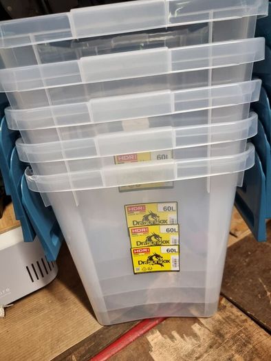 storage boxes/movein boxes 60l