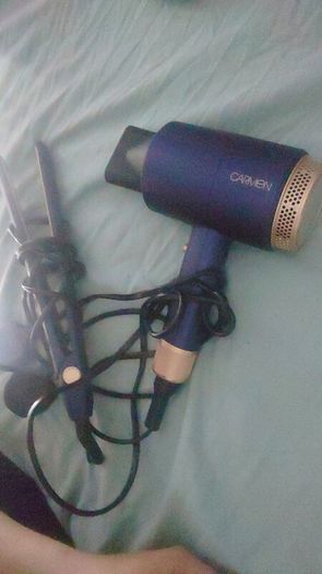 Carmen hairdryer and straightener set