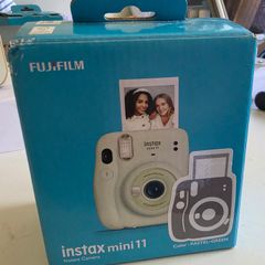 Fujifilm Instax Mini 11 Instant Camera