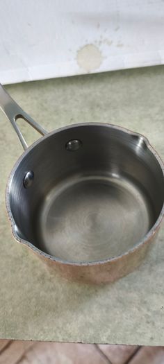 C CROFTON 20 / 16 stainless steel copper plated saucepan featuring internal volume measurement markings. .0.3 L.