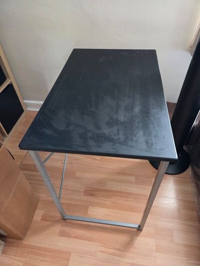 Desk - ideal for WFH or studying