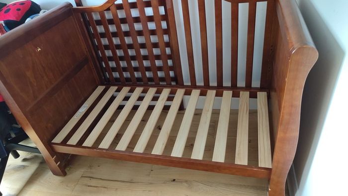 BR baby brand sleigh cot bed