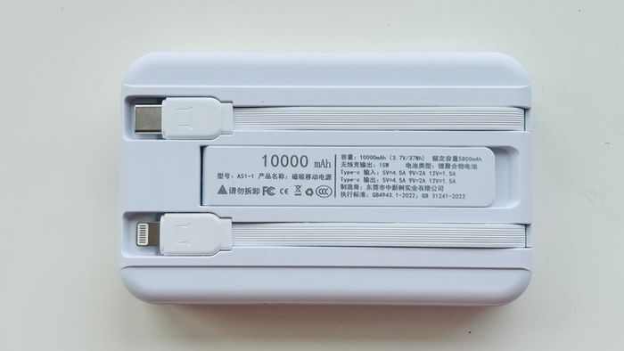 Premium 10000mAh Magnetic Wireless Power Bank with Built-in Cables and Stand - White - Brand New - 15W MagSafe & 22.5W Fast Charge