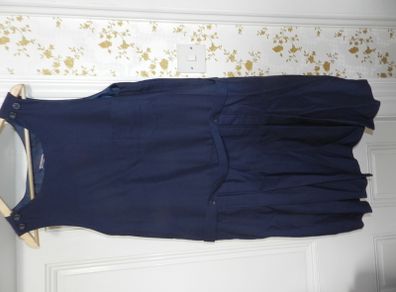 School Pinafore