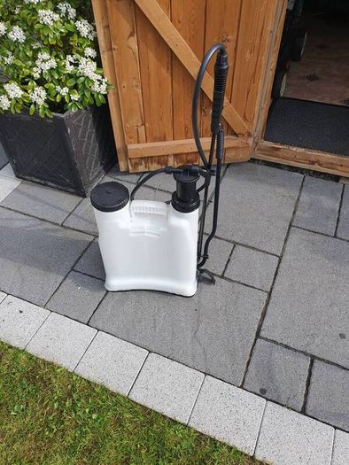 Backpack Garden Sprayer