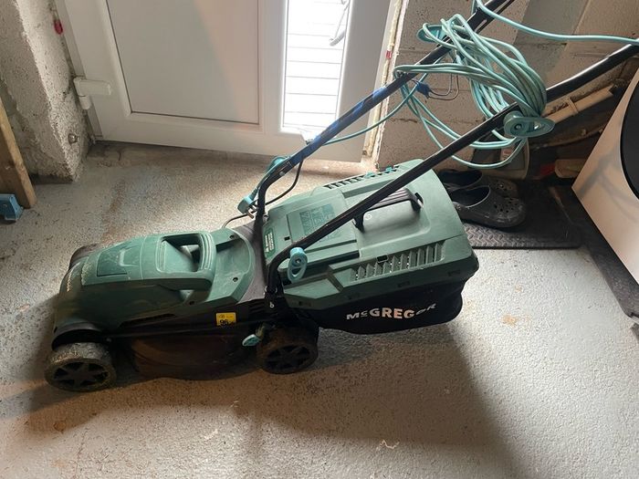 Lawnmower- Electric / wired