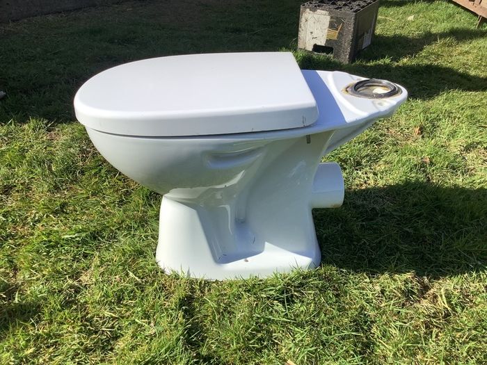 toilet