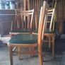 Table/ chairs Image 6