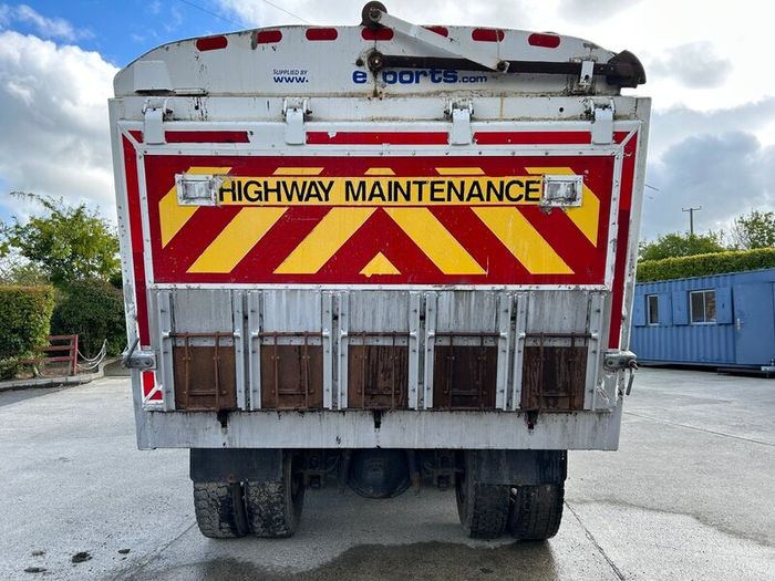 Scania  2013 p400 tipper