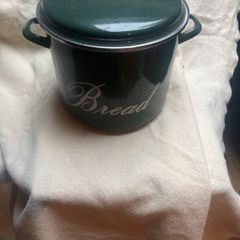 Enamel bread bin 1980s 10 in diameter x 11 in high