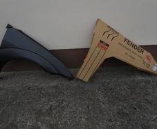 Ford Focus R/H Wing
