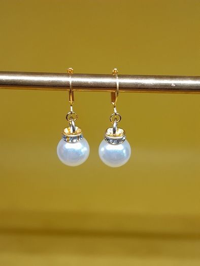 Handmade pearl earrings
