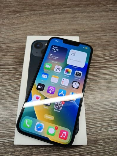 iPhone 13 SIM Free