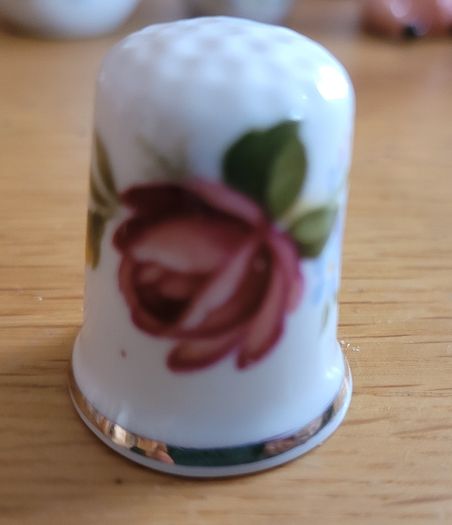 Miniatures from China / Porcelain SALE