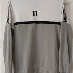 New 11 Degrees Sweatshirt XSmall