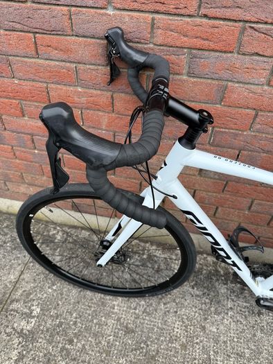 Giant Contend AR Road Bike