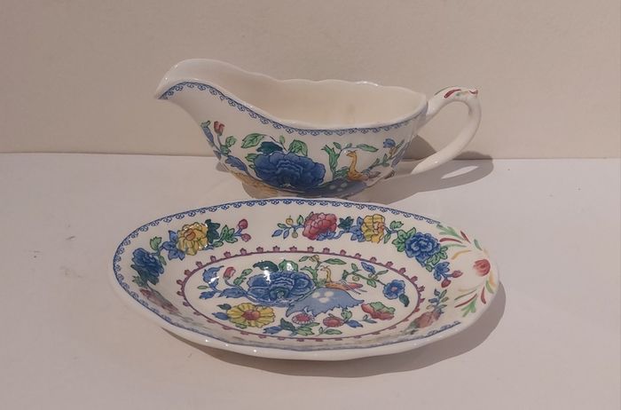 Beautiful Vintage Masons Ironstone Gravy Boat and Matching Underplate in the Regency Pattern, Circa 1940