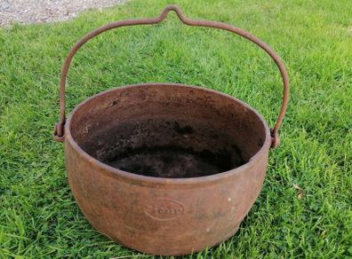 Vintage Cast Iron Pot