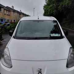 Peugeot Van