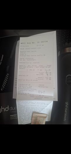 GHD duet blowdry professional 2 in 1 hair dryer brush.