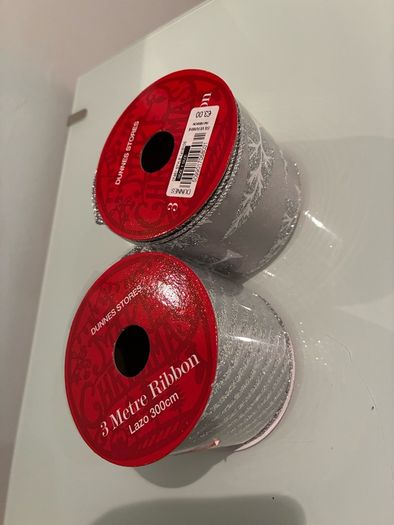 2 x Luxurious Silver Ribbon